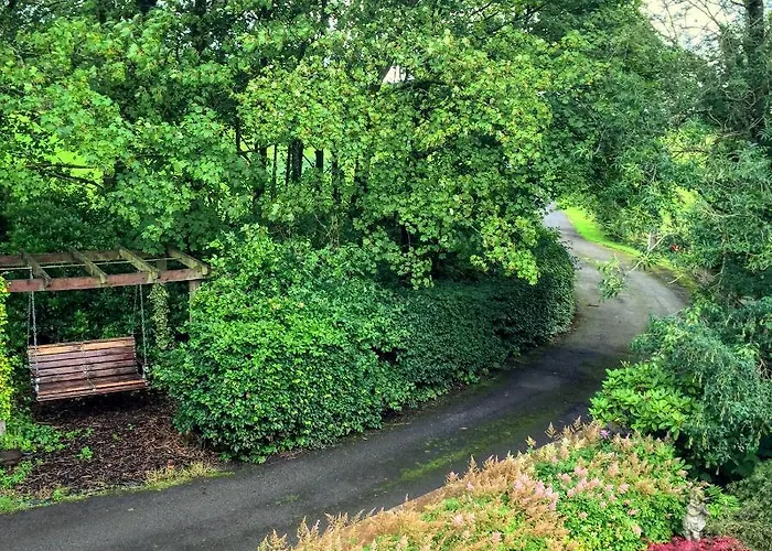 Bessiestown Country 5*